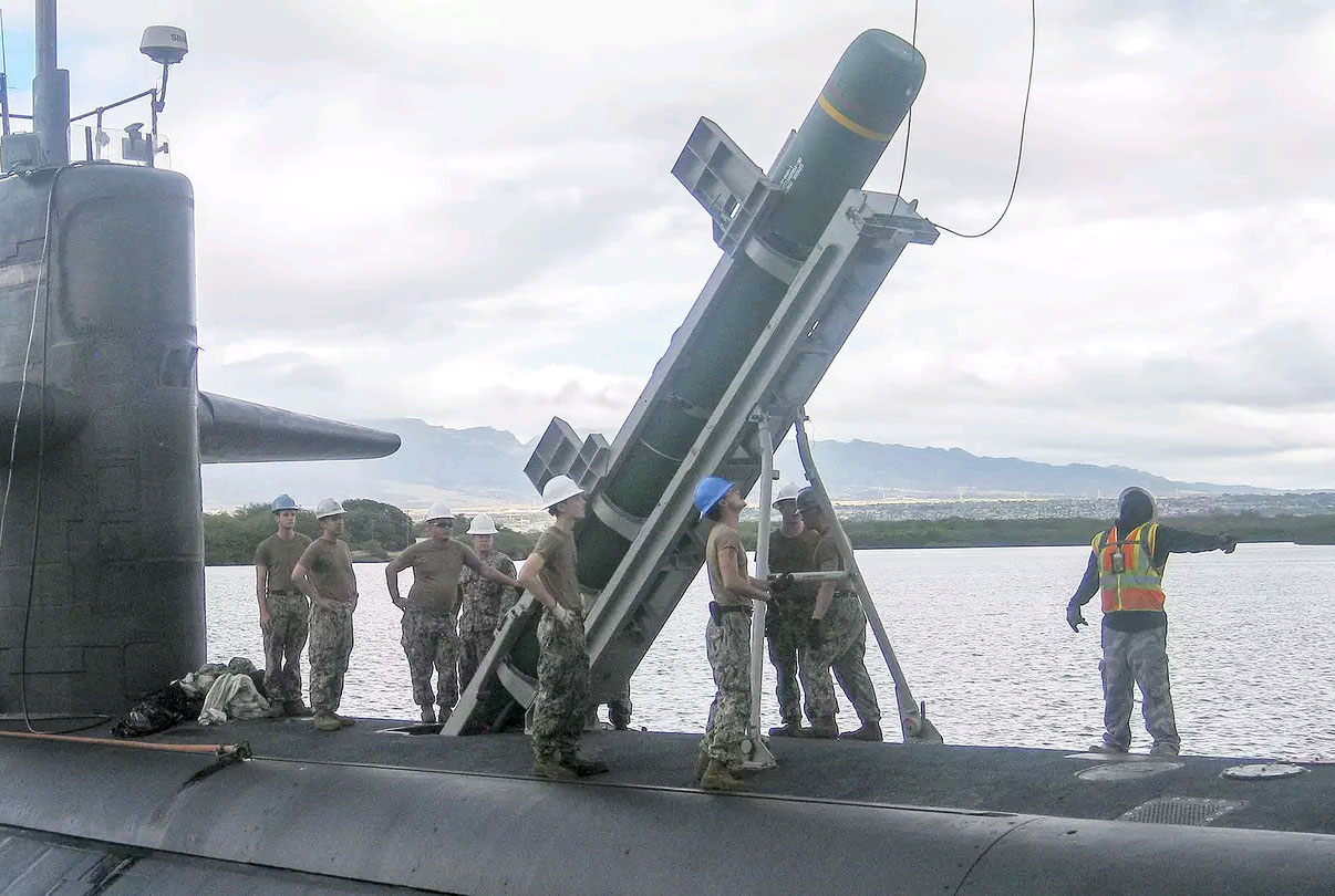 Mỹ tái trang bị tên lửa đối hạm Harpoon cho tàu ngầm